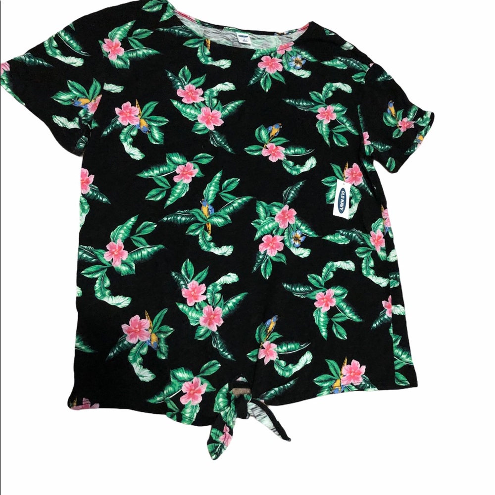 🌺Old navy women’s  top (M)
